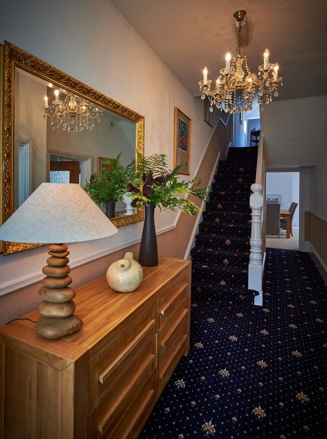 Отель Lynstead House Сидмаут Экстерьер фото